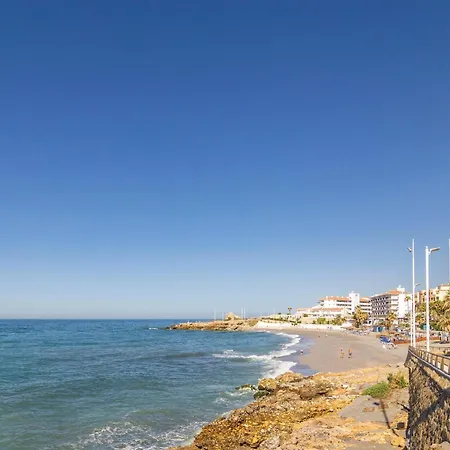 Daire 2 Bedroom Beach Front Apartment In Nerja *
